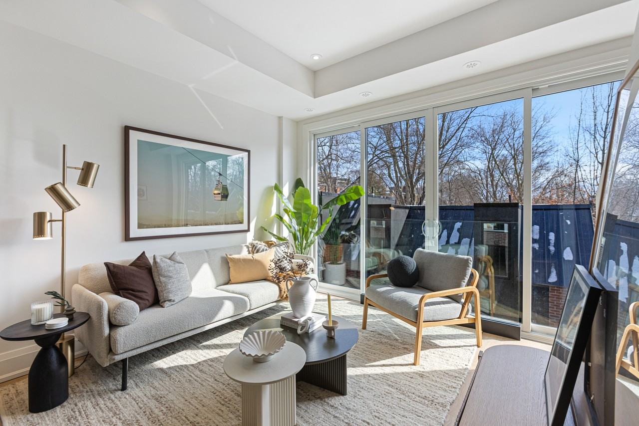 53 Harriet Street #D - Photo 3 of 20