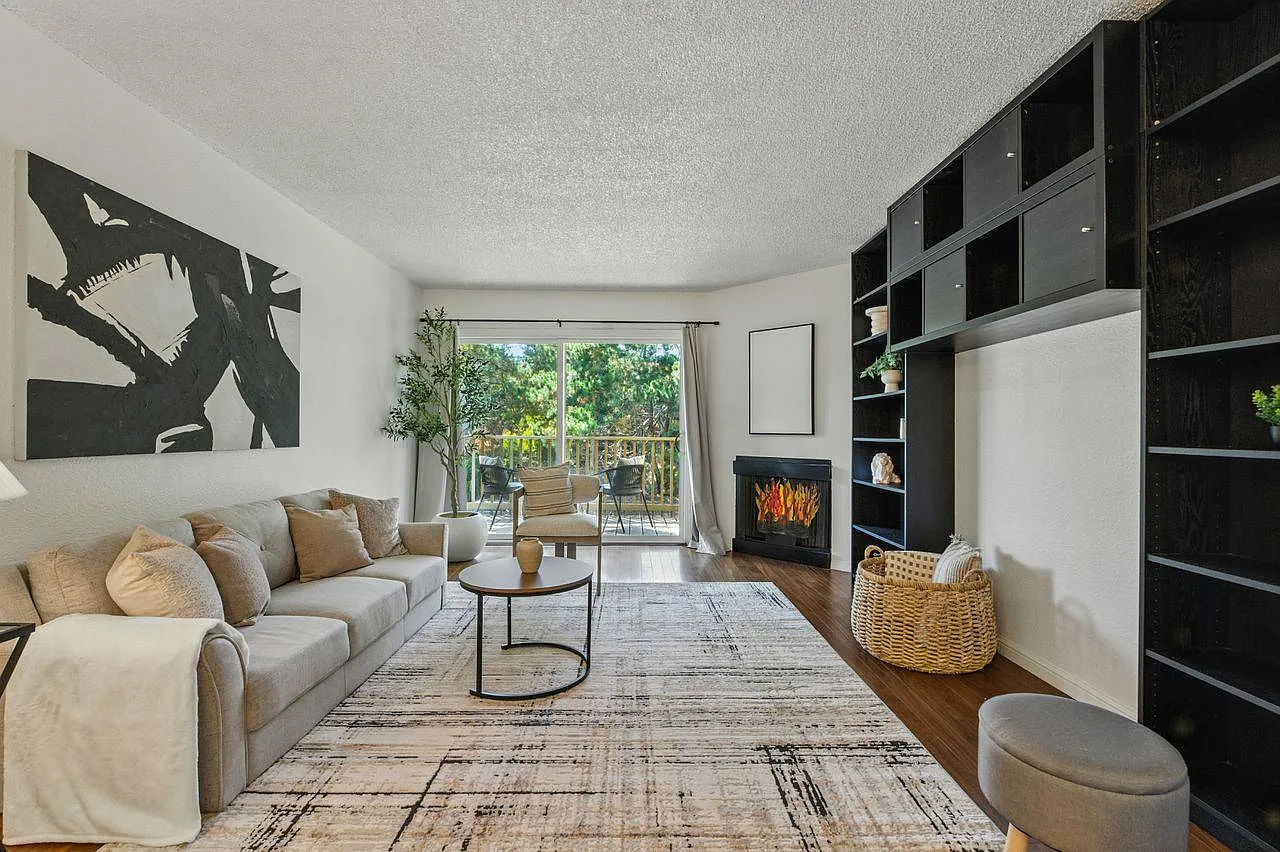 381 Half Moon Ln #213 - Photo 3 of 12