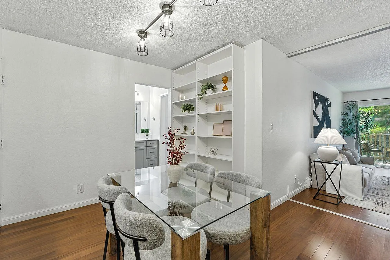 381 Half Moon Ln #213 - Photo 5 of 12