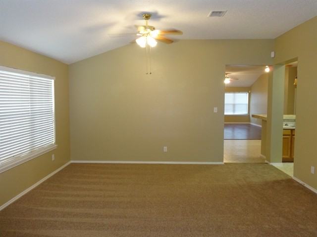 4832 Madyson Ridge Dr - Photo 2 of 13