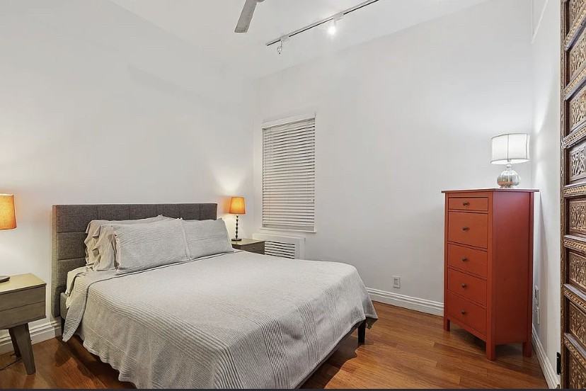 530 E 84th St #1J - Photo 6 of 8