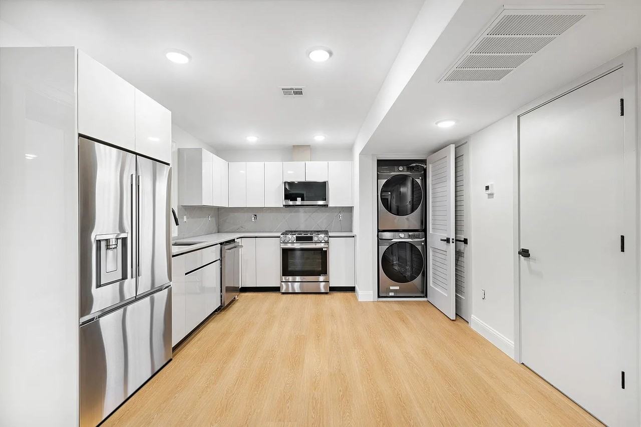 192 Cambridge Ave #5 - Photo 2 of 13