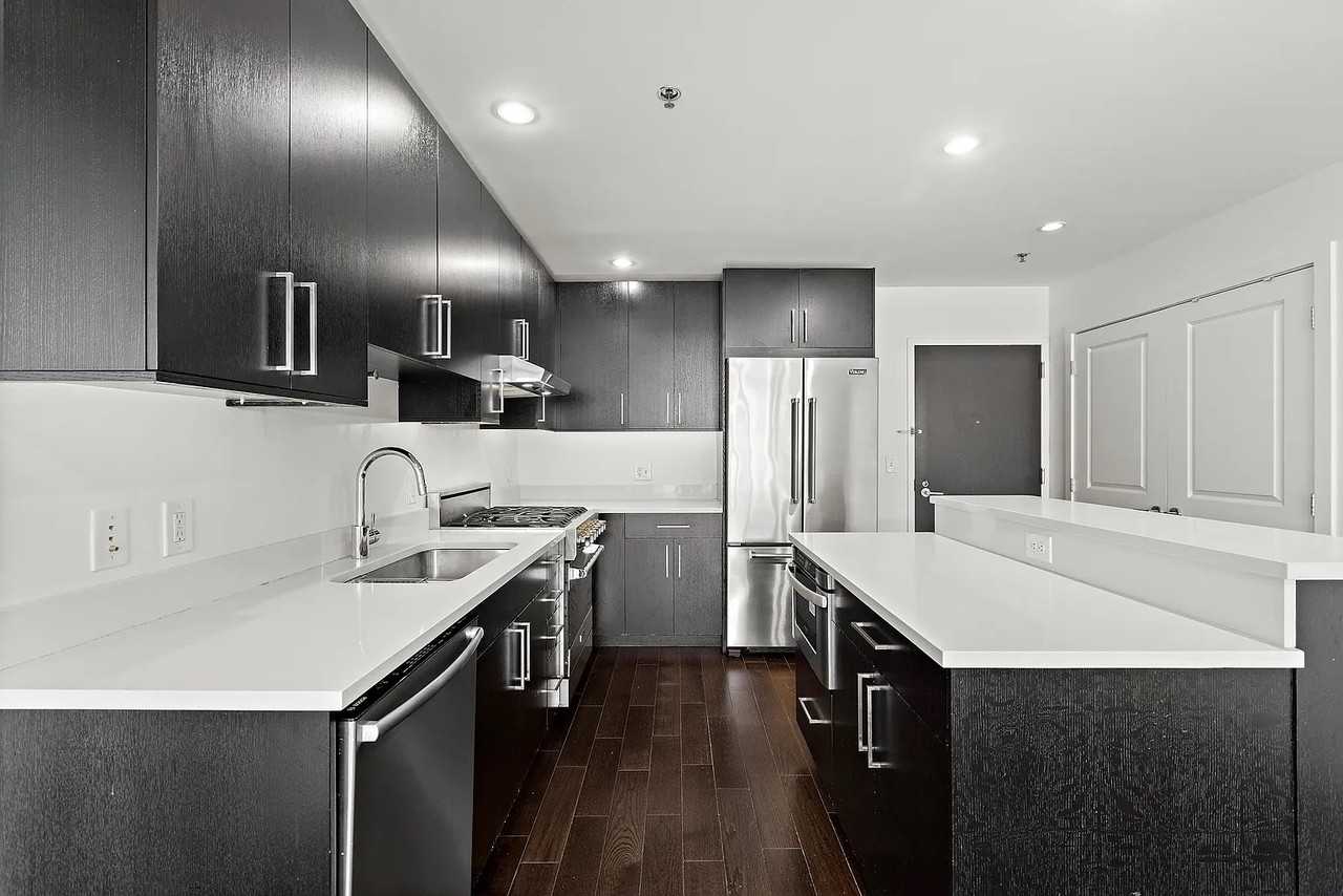 1100 Maxwell Ln #531 - Photo 6 of 16