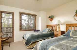 320 Artist Rd - Photo 1 of 1