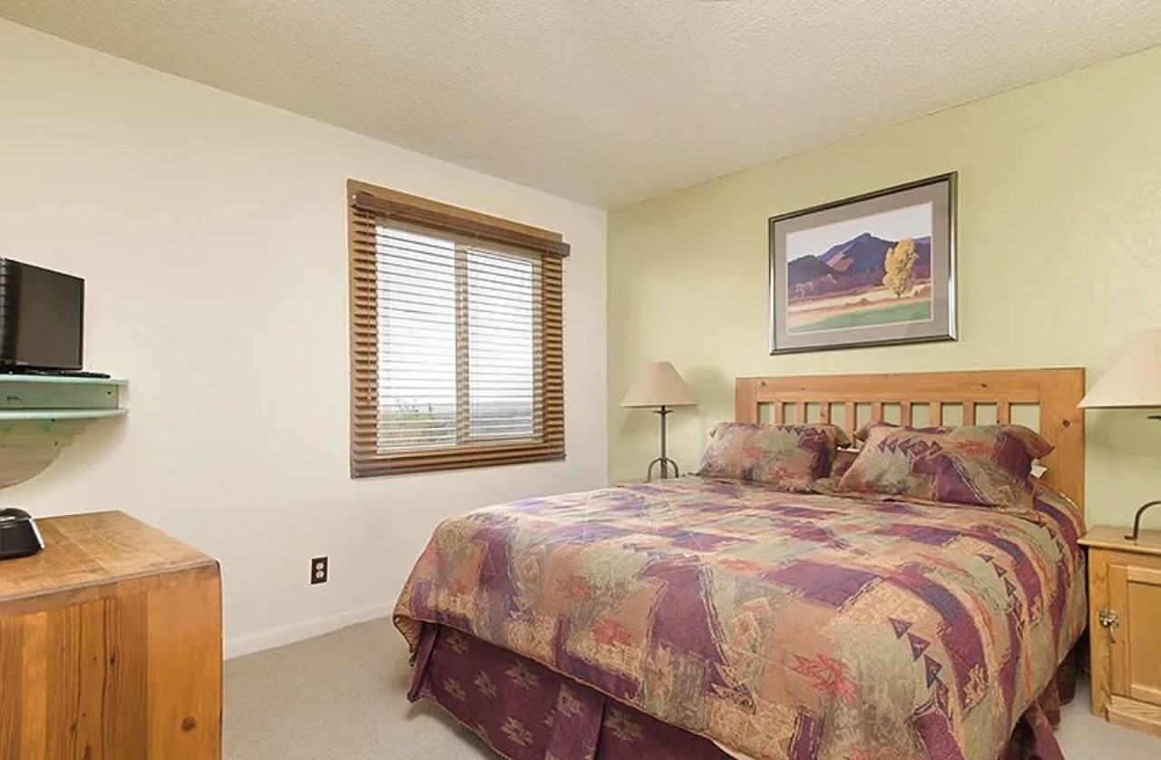 320 Artist Rd - Photo 6 of 10