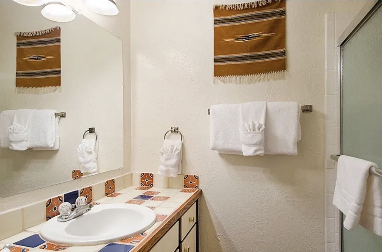 320 Artist Rd - Photo 7 of 10