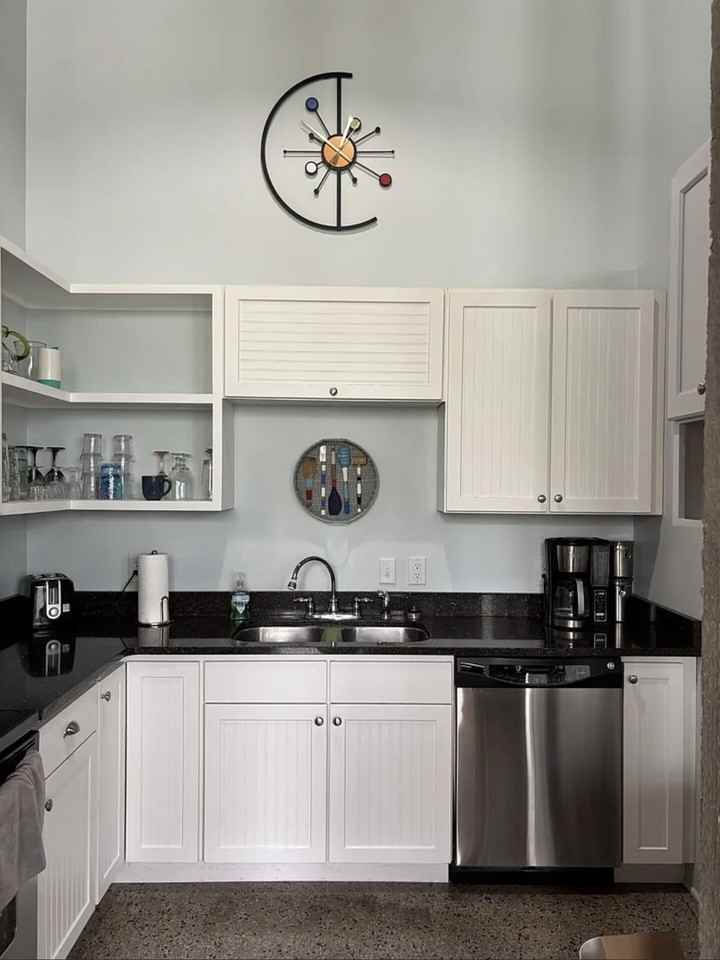 500 Erie St - Photo 4 of 10