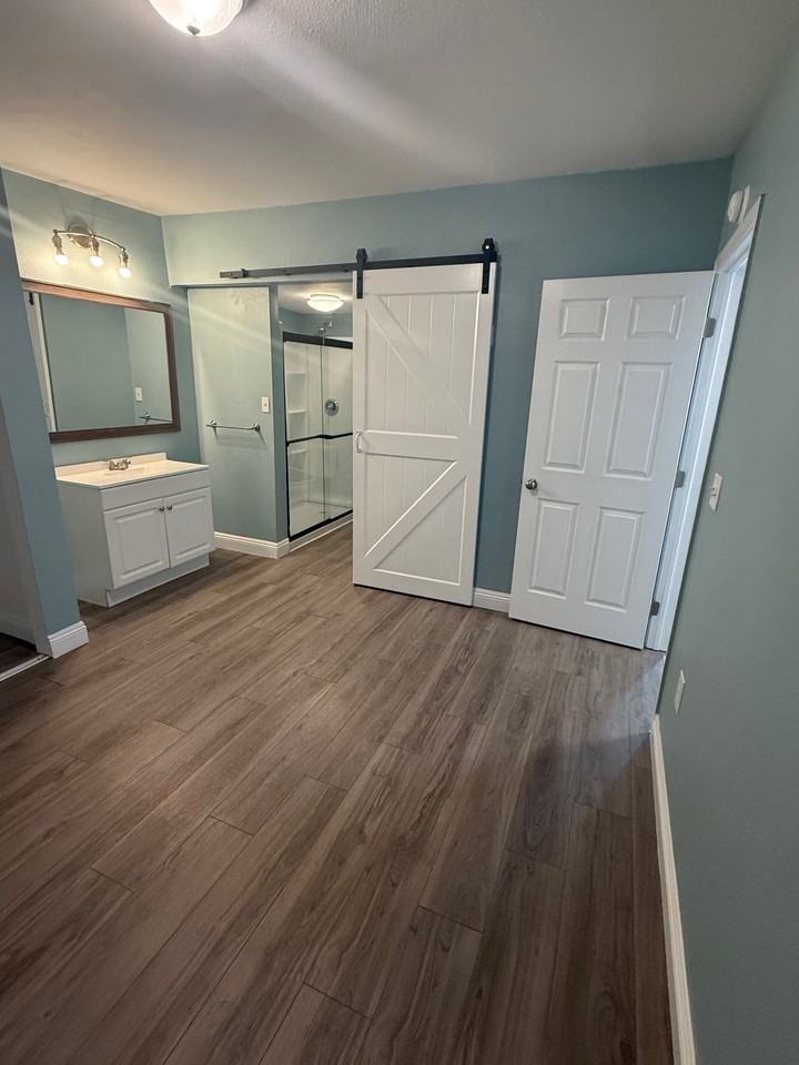 19 Water St - Photo 3 of 9