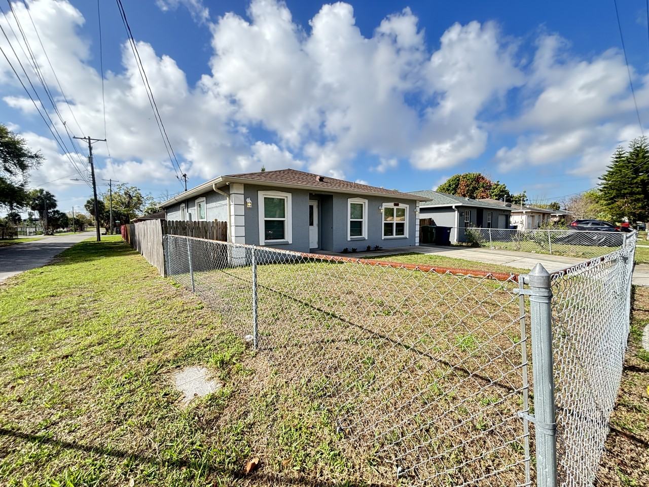 2615 E 10th Ave - Photo 2 of 26