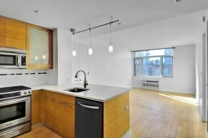 featured image of 251 7th St #3H