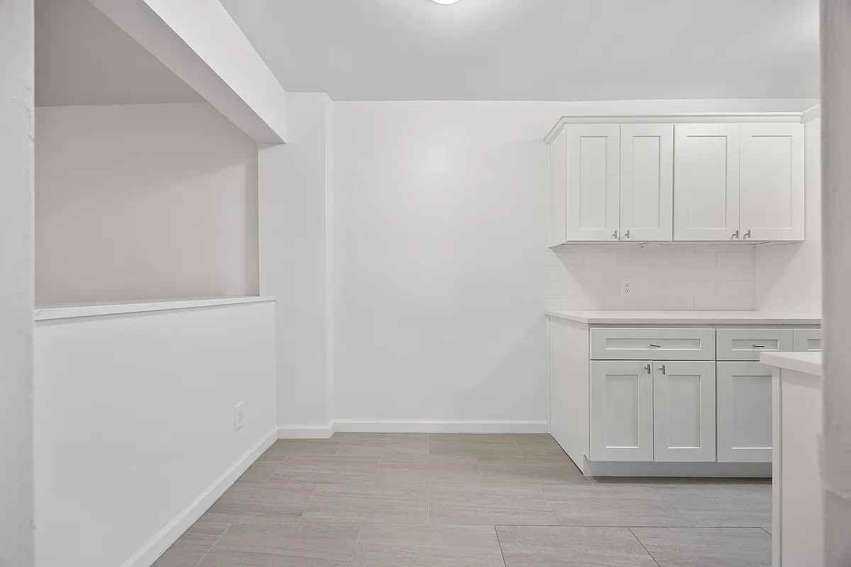 302 96th St #2W - Photo 6 of 16