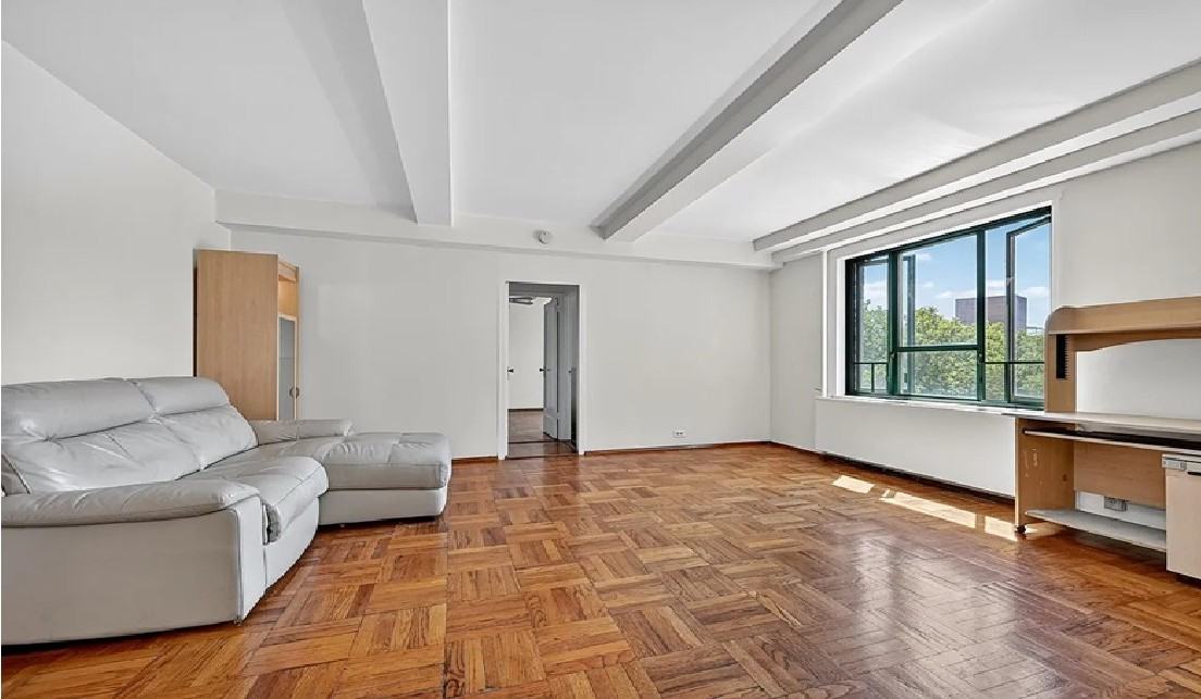 1555 Unionport Rd #7B - Photo 3 of 15