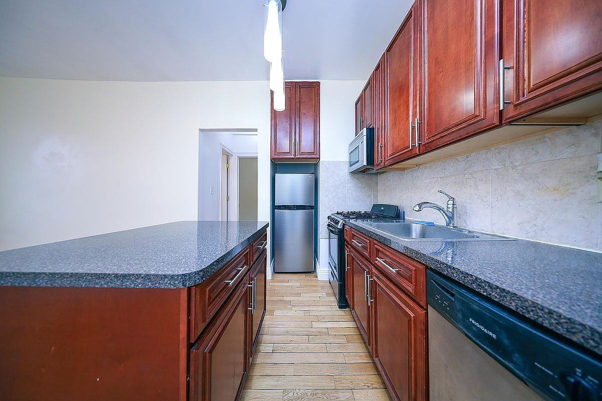 2950 Ocean Ave #A2 - Photo 2 of 17