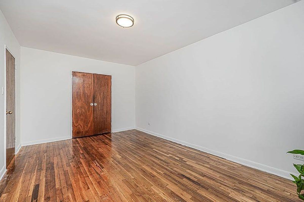 3101 Ocean Pkwy #3H - Photo 4 of 21