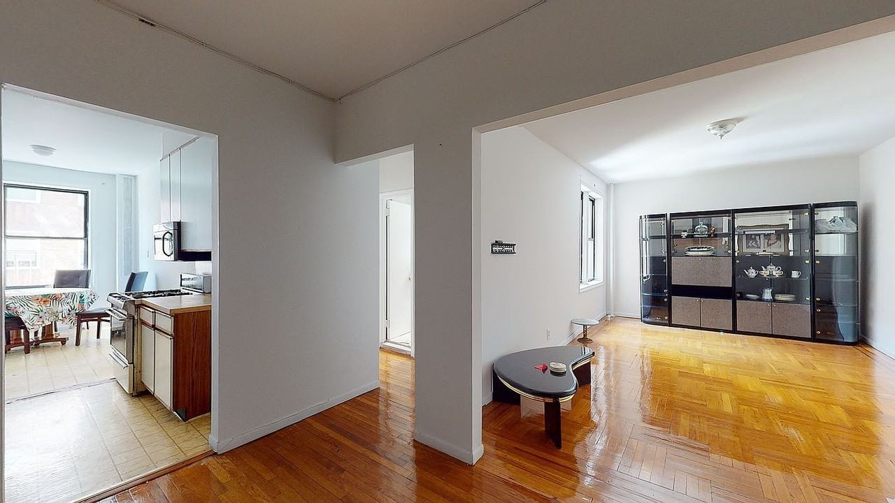 3111 Brighton 1st Pl #3E - Photo 2 of 16