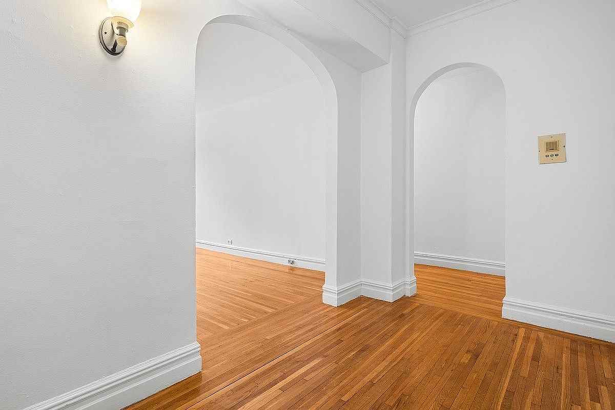 3656 Johnson Ave #4G - Photo 4 of 9