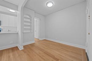 featured image of 3810 Greystone Ave #301