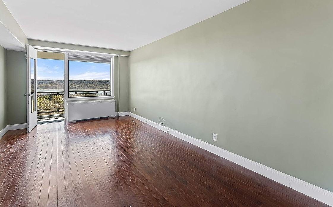 4705 Henry Hudson Pkwy W #15M - Photo 2 of 12