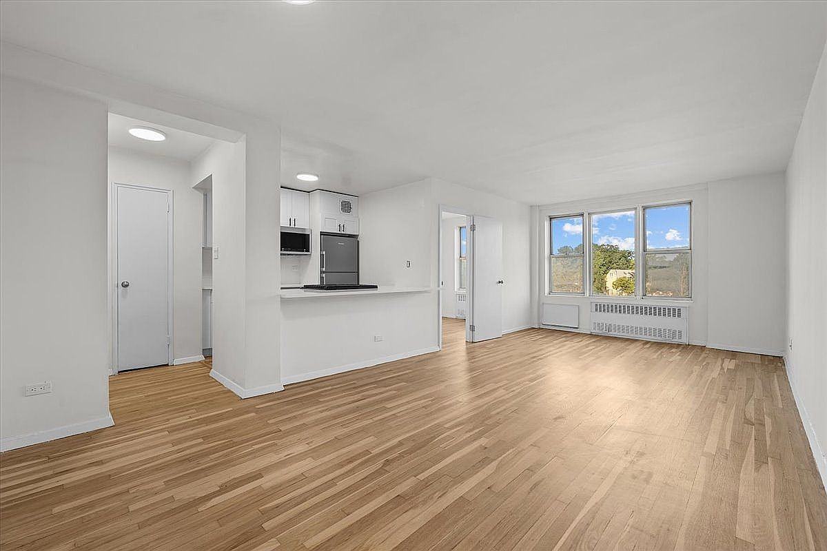 5425 Valles Ave #6F - Photo 5 of 14