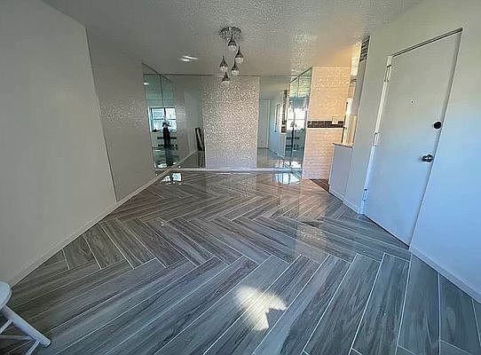 11118 66th Ave #1C - Photo 3 of 14