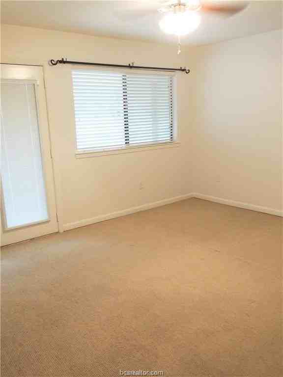 806 Camellia Ct - Photo 5 of 8