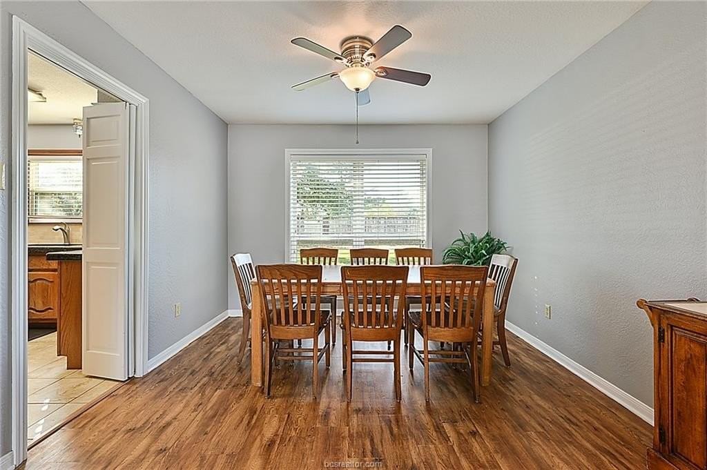 2304 W Briargate Dr - Photo 4 of 28