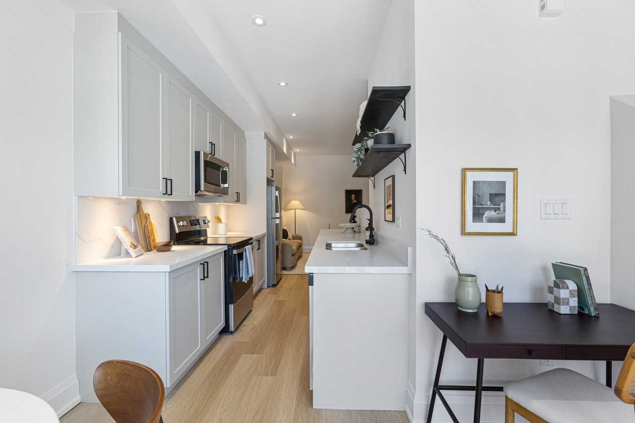 53 Harriet Street #C - Photo 4 of 25