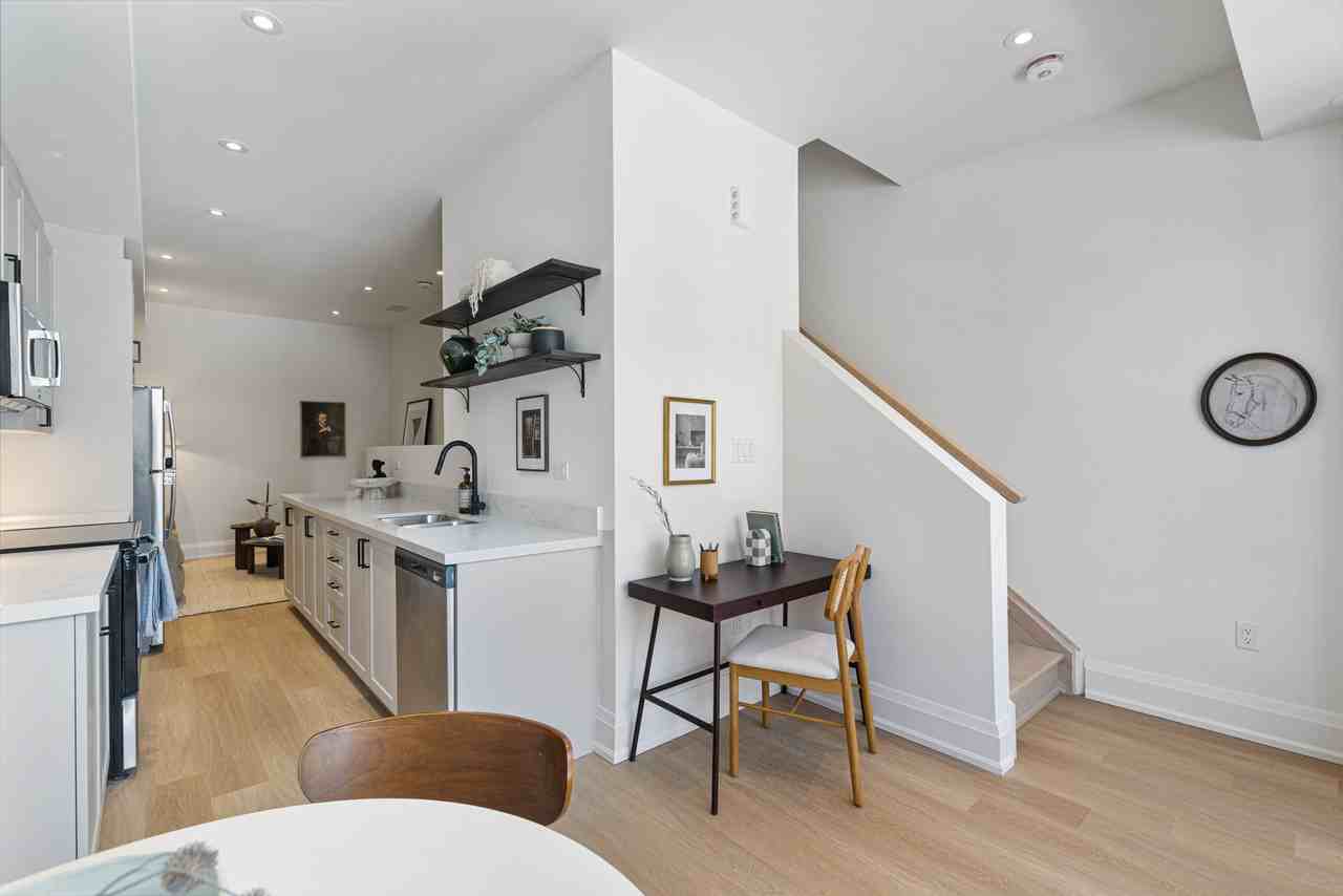 53 Harriet Street #C - Photo 6 of 25