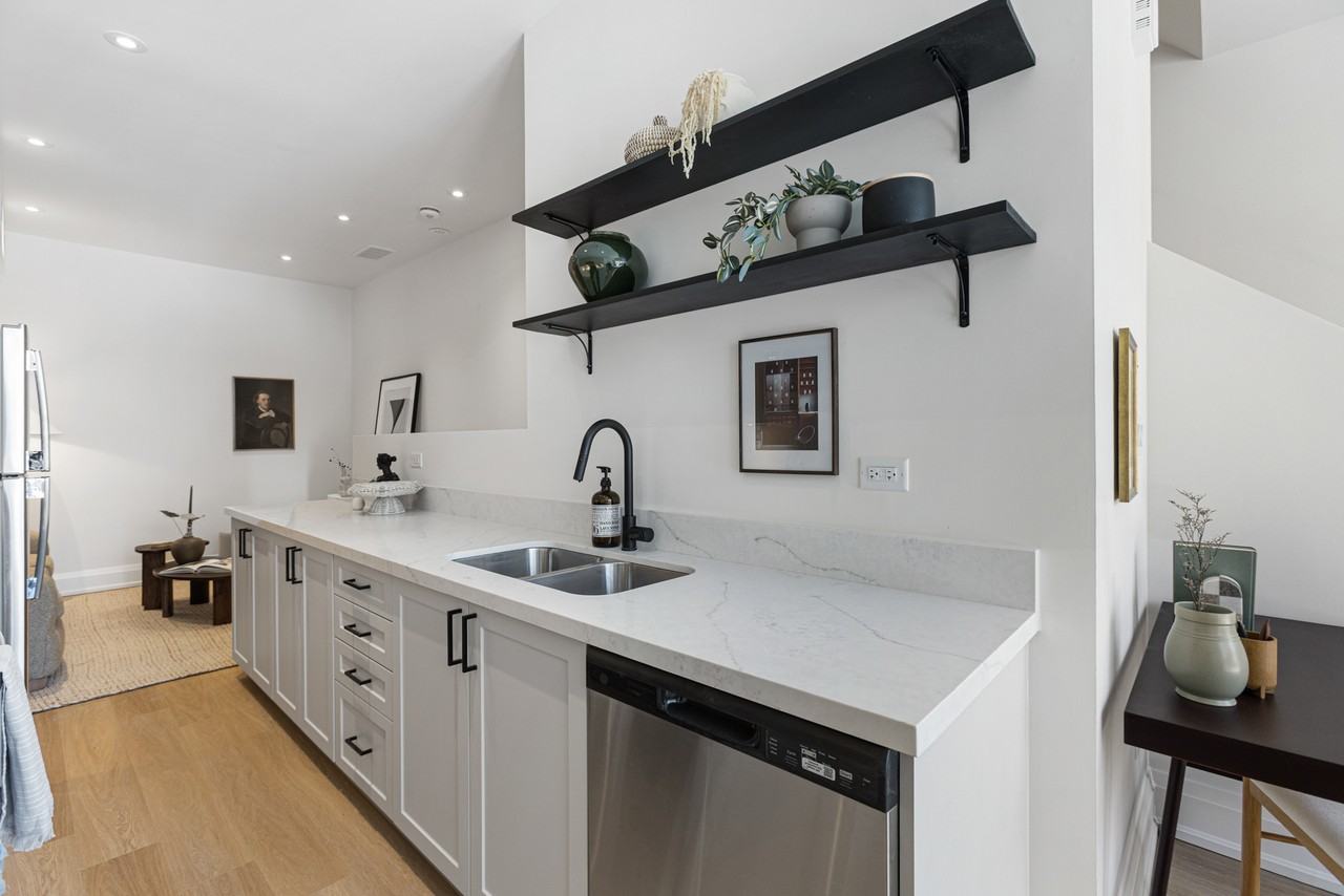 53 Harriet Street #C - Photo 7 of 25