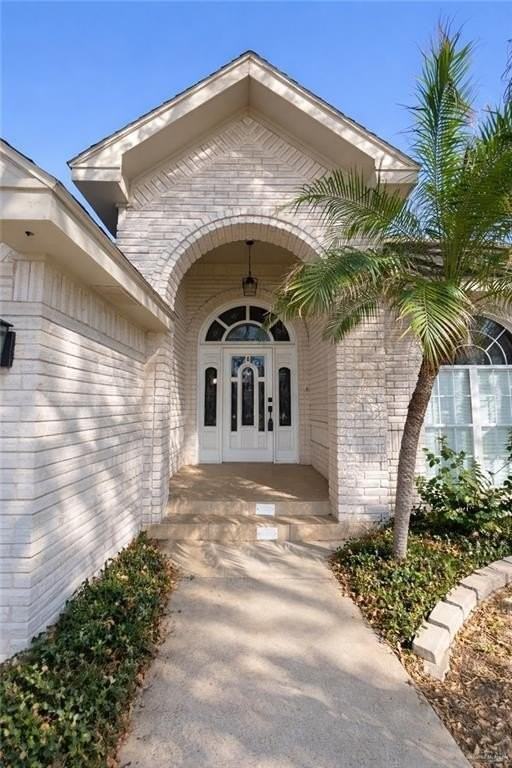 10212 N 12th St - Photo 2 of 13