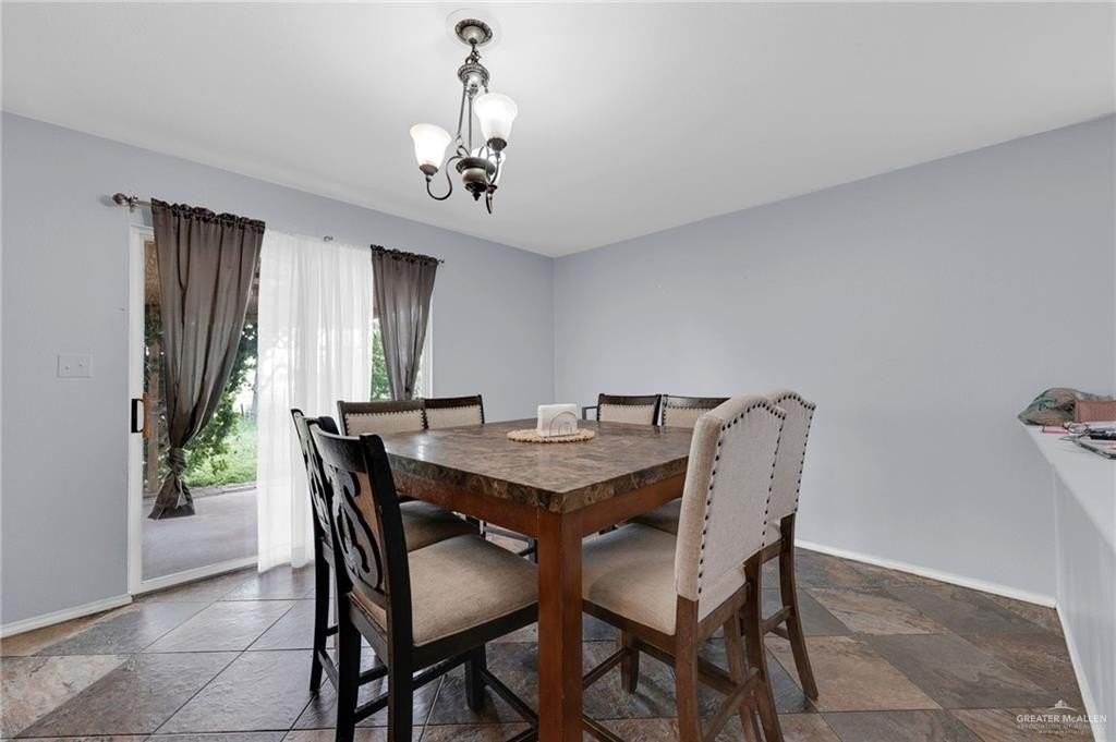 3806 View Point Dr - Photo 5 of 14