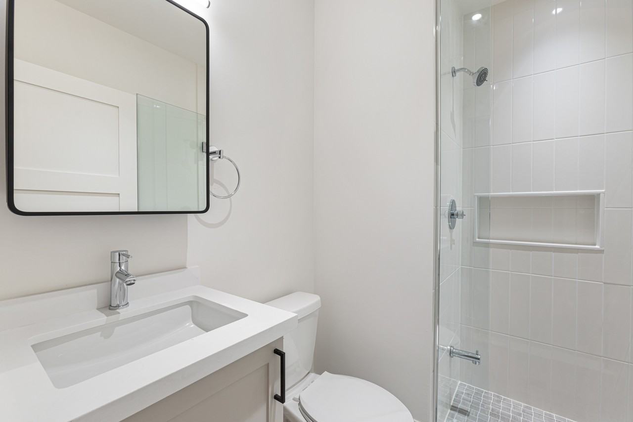 53 Harriet Street #B - Photo 6 of 8