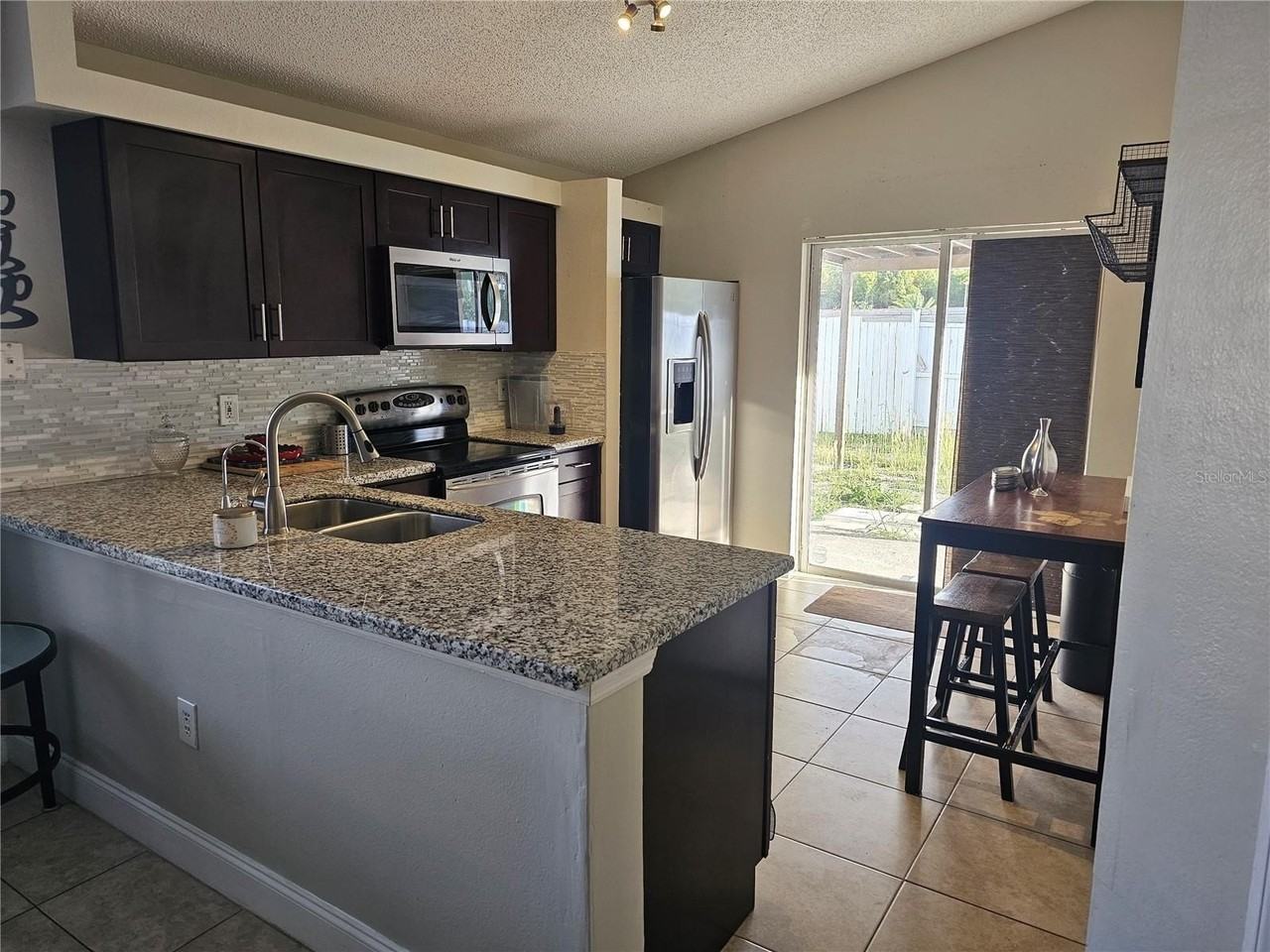 992 Vista Palma Way - Photo 6 of 18