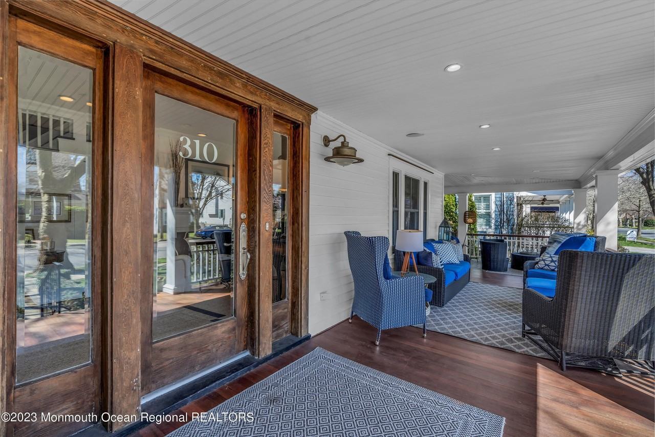 310 Worthington Ave - Photo 4 of 50