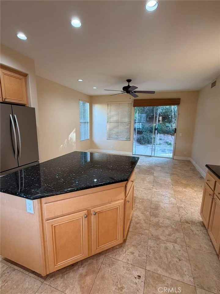 2503 Wilson Dr - Photo 5 of 18