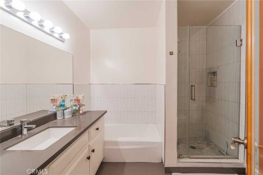 8710 Delgany Ave #3 - Photo 7 of 34