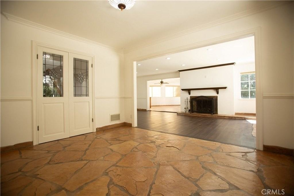 24512 Pat Pl - Photo 7 of 40