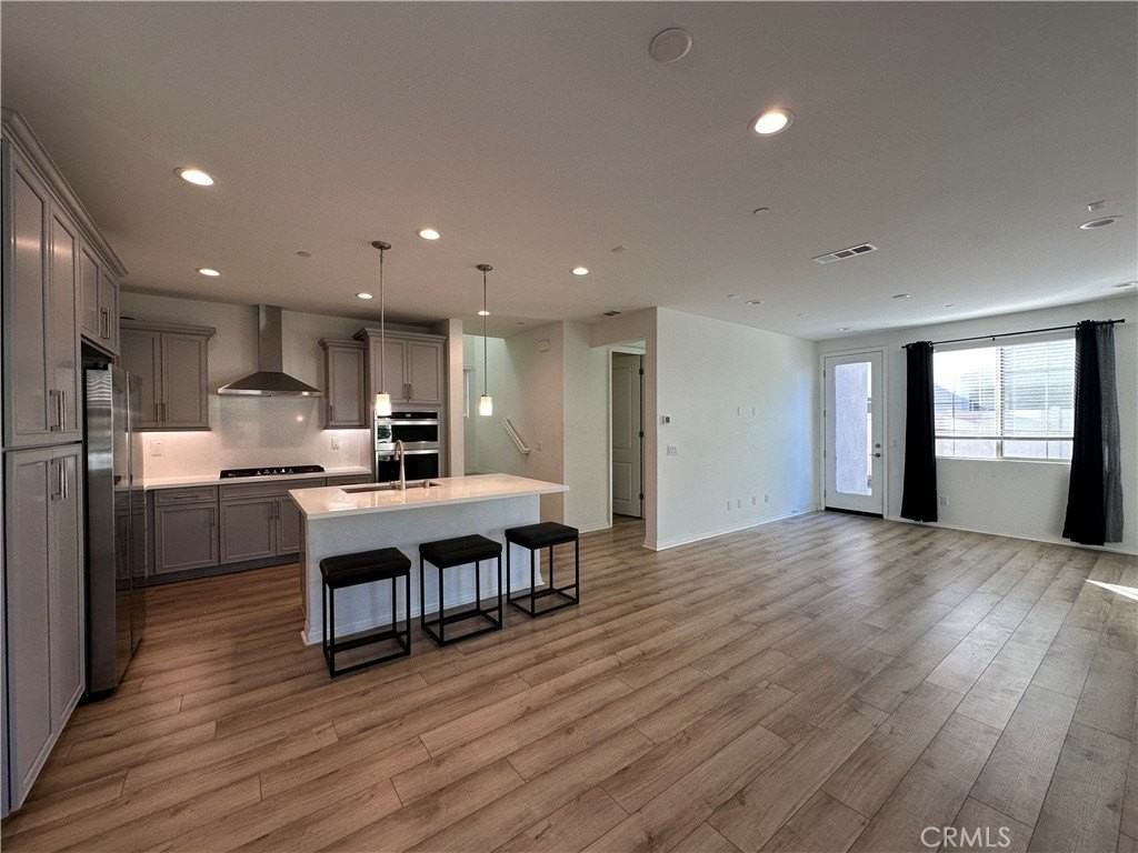 16134 Pasture Ave - Photo 5 of 11