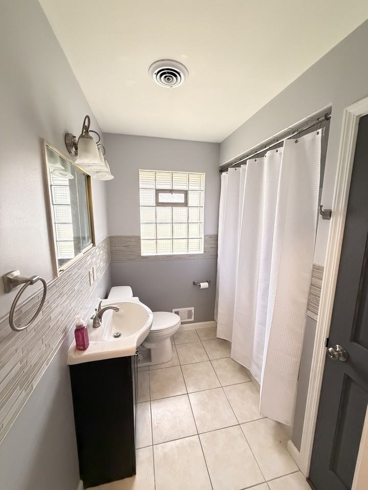 3660 S 80th St #NA - Photo 4 of 13