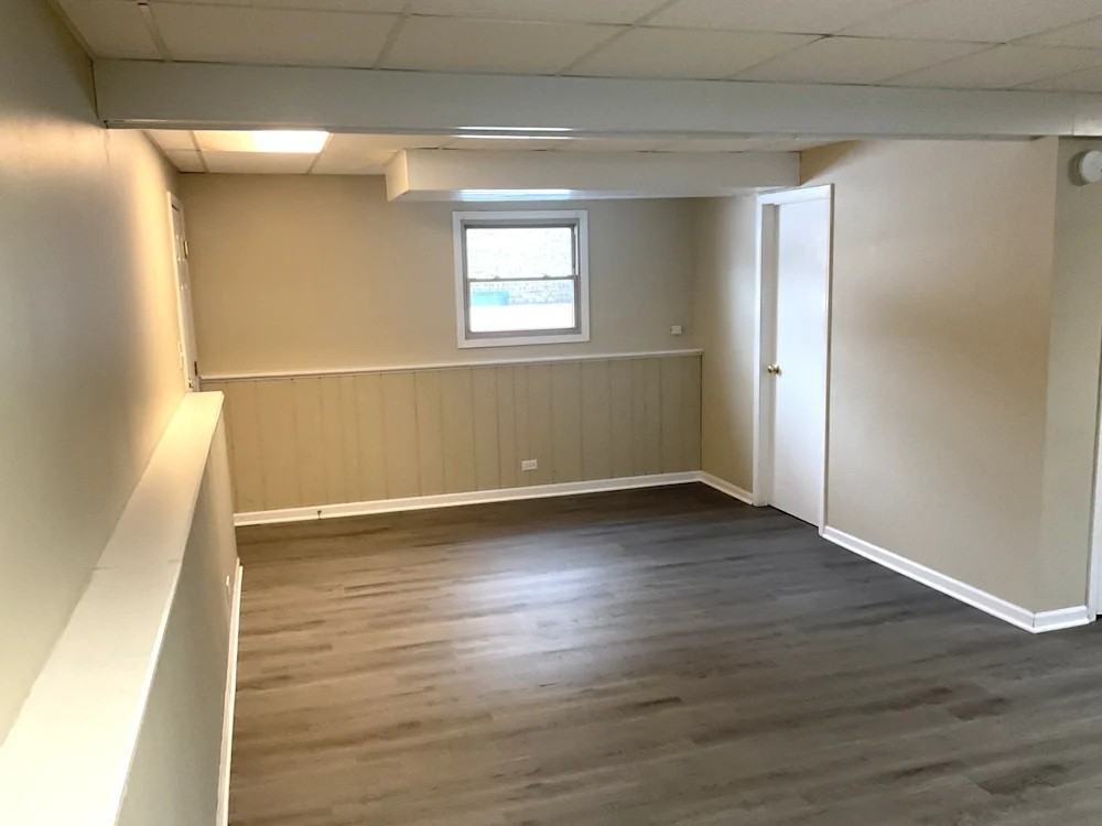 812 E Belmont Ave #NA - Photo 2 of 5