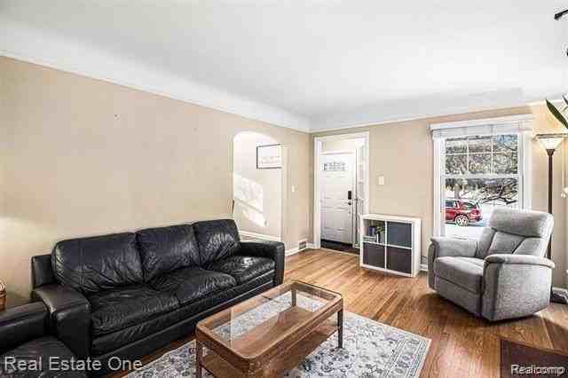 350 N Reginald St - Photo 4 of 14