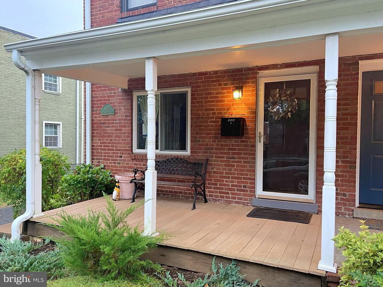 802 S Orme St - Photo 4 of 41