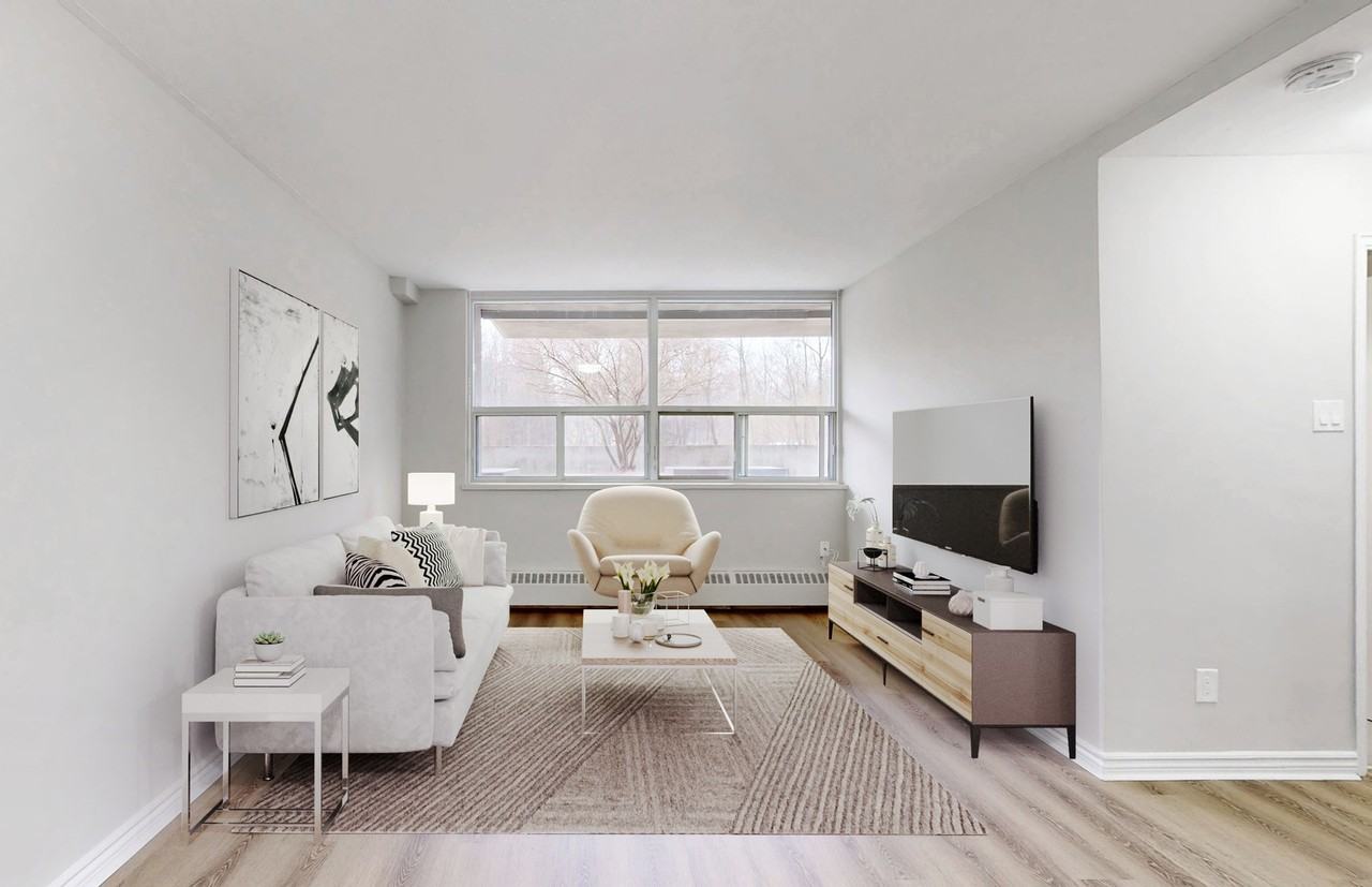 345 Merton Street - Photo 4 of 28