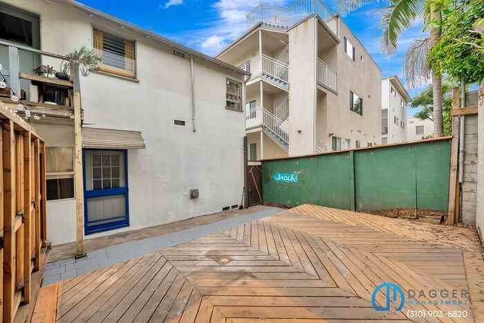 2441 3rd St - Photo 6 of 20