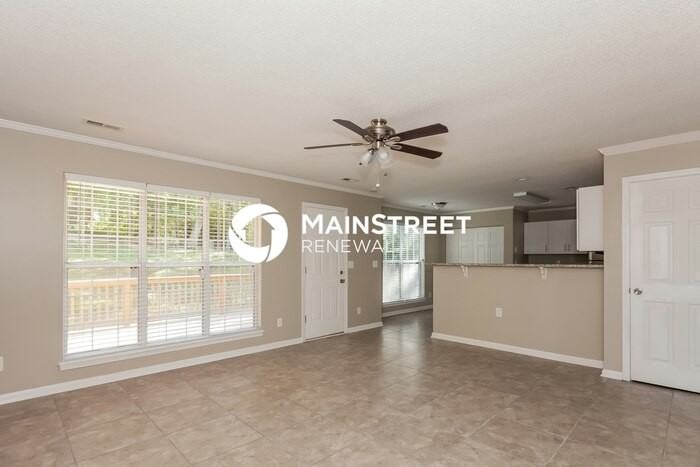 202 Forest Pond Rd - Photo 2 of 15