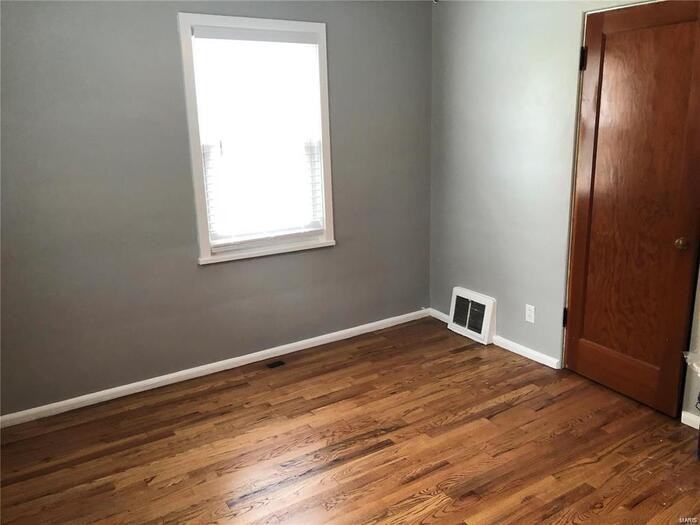 7113 Leona St - Photo 5 of 24