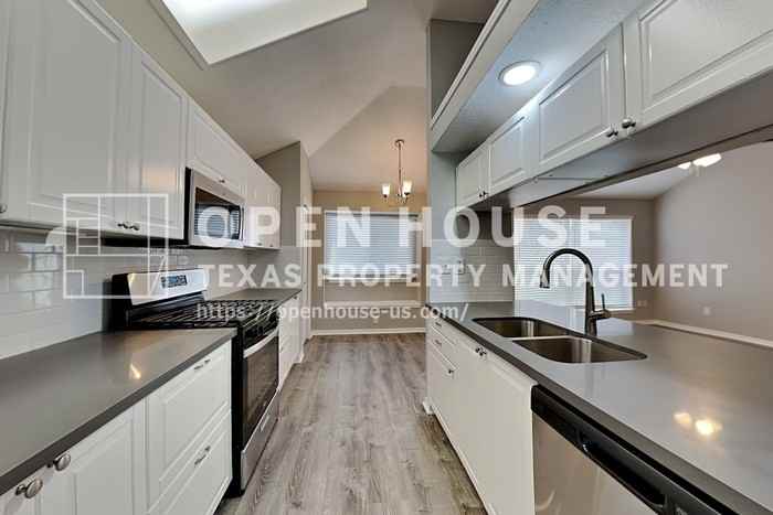 17326 Masonridge Dr - Photo 7 of 22