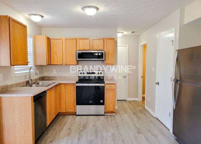 1135 Valley Forge Dr - Photo 6 of 16