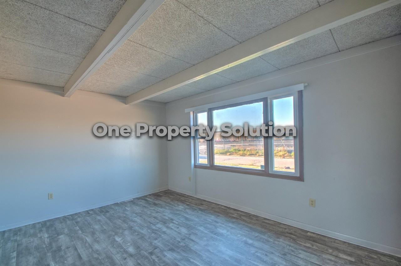 1305 Logan St #1 - Photo 2 of 18