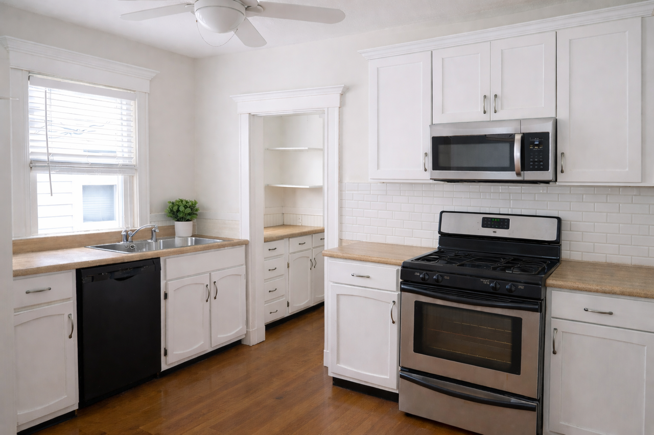 748 Belmont Street - Photo 3 of 10